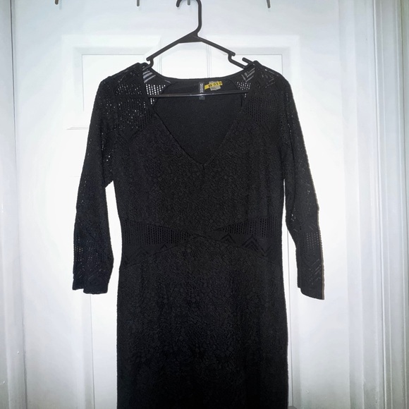 H&M Black Sheath Dress V-Neck 3/4 Sleeve - Picture 1 of 3